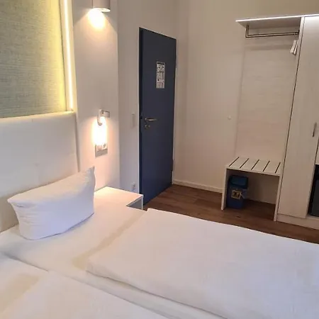 Ξενοδοχείο Spreeufer 3*